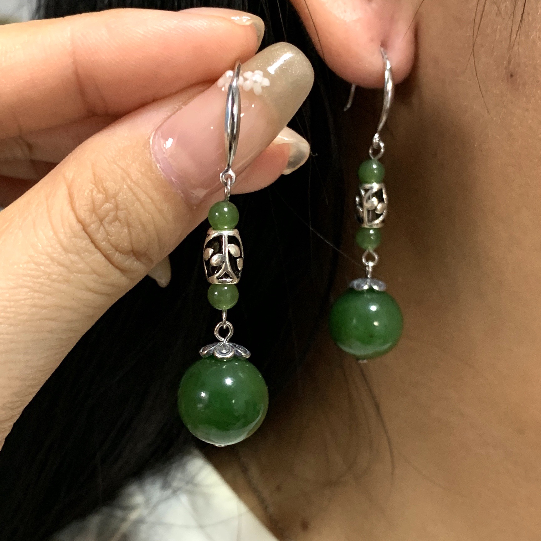 天然和田玉碧玉珠径卡12mm左右S925银通体镶嵌复古中国风气质耳饰