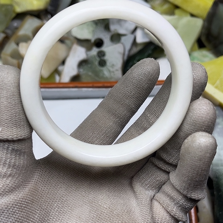 未镶嵌手链和田玉