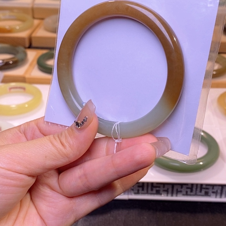 和田玉未镶嵌珠宝奇石57