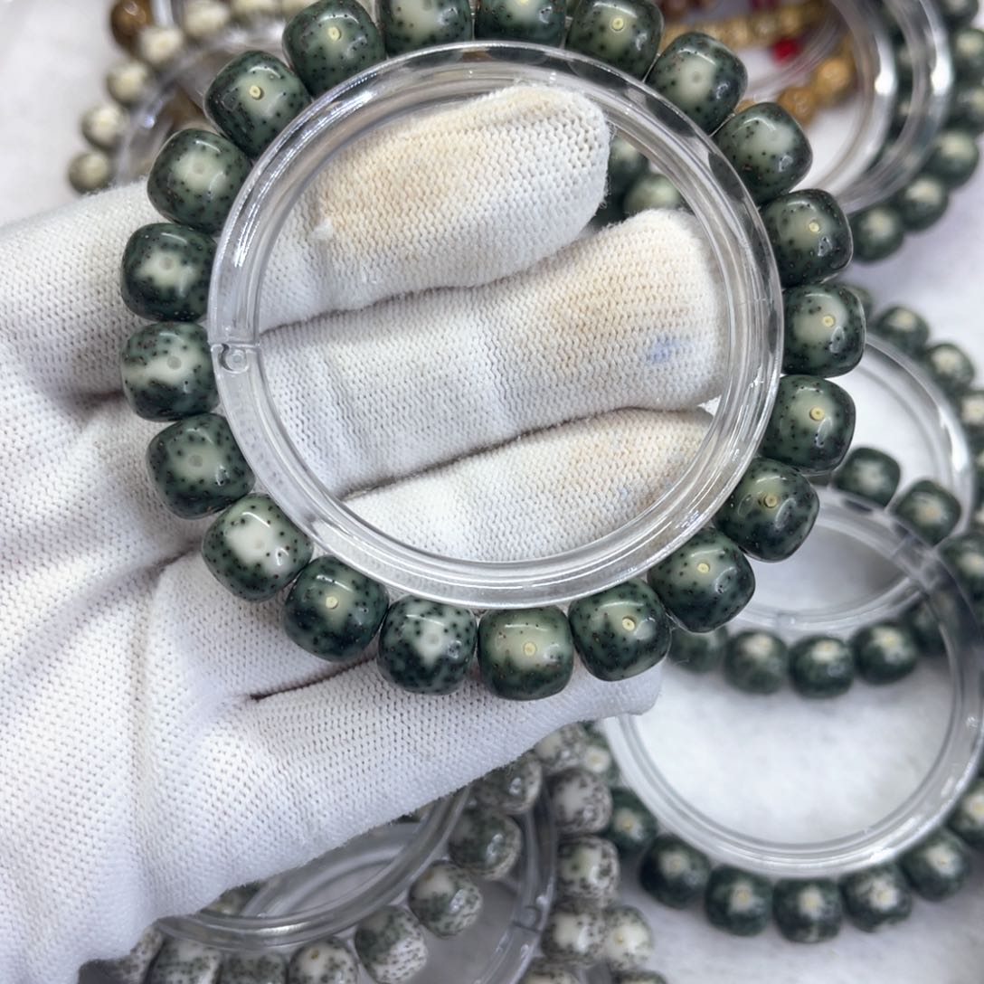 星月菩提手串城*绿冰