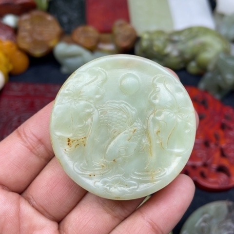 蛇纹石玉颈饰未镶嵌101