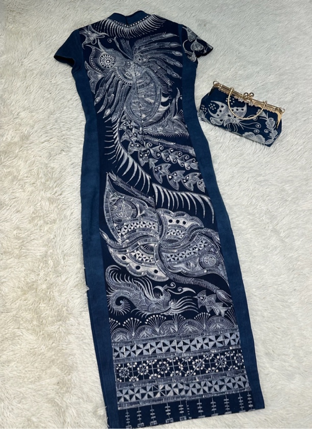 纯手工非遗蜡染长款双面图腾旗袍夏季网红修身显瘦蜡染民族风女装