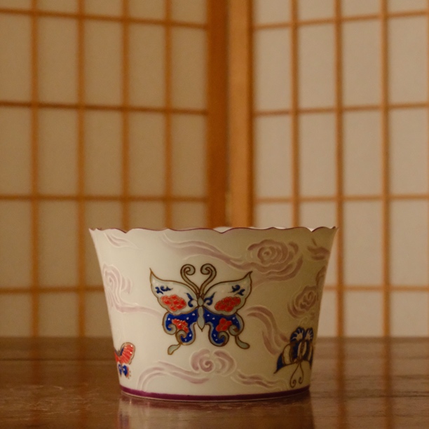 【欢欢推荐】玲珑集蝶戏祥云花边水洗llj0813