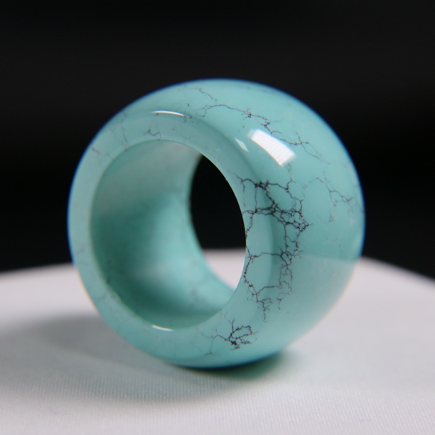 原矿绿松石精品水草纹扳指 内径21mm，外围33.3×19.8mm，重23.85g