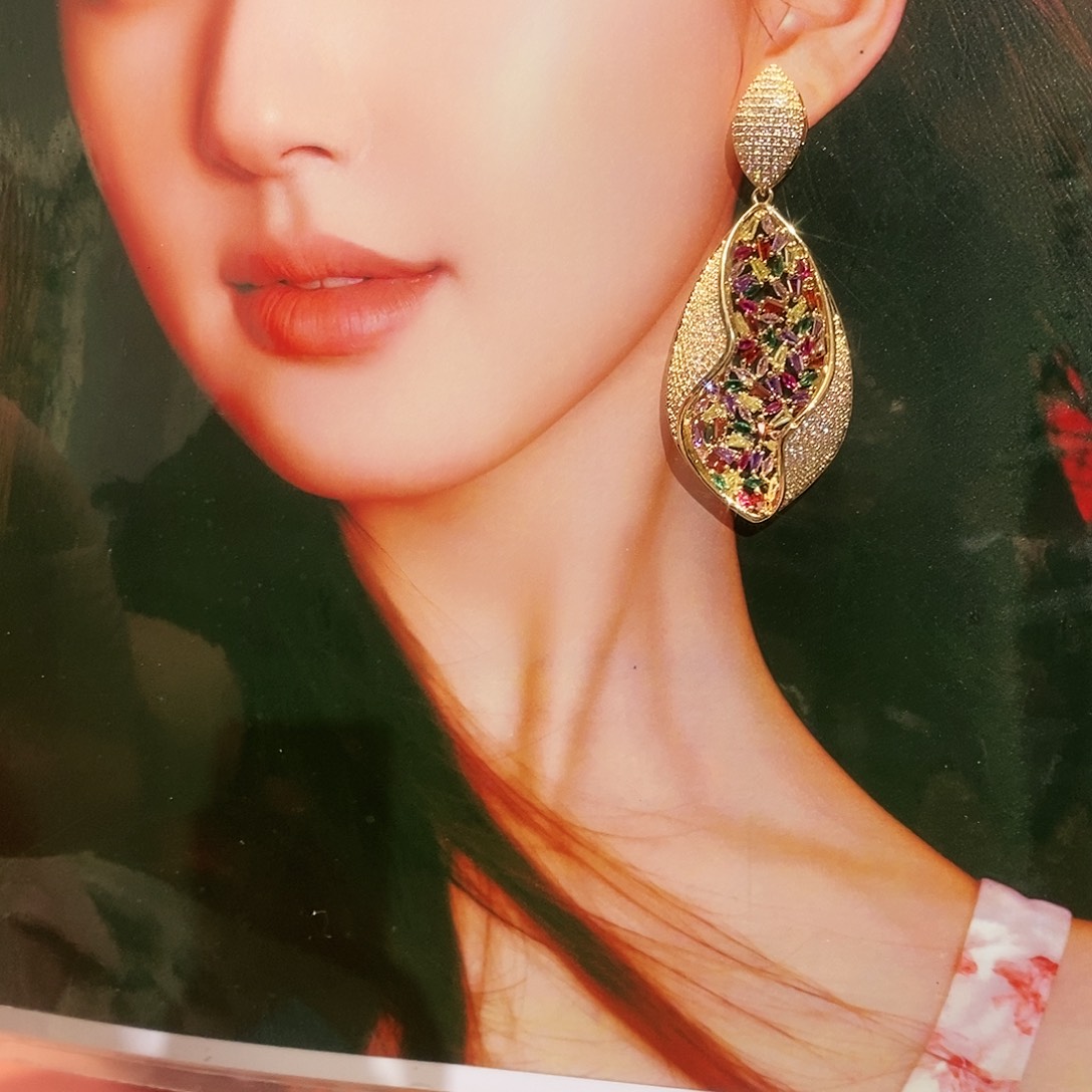 【闪购商品】纯铜925银锆石