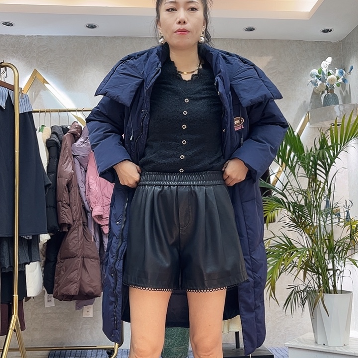 时尚潮流皮裤拍下备注尺码