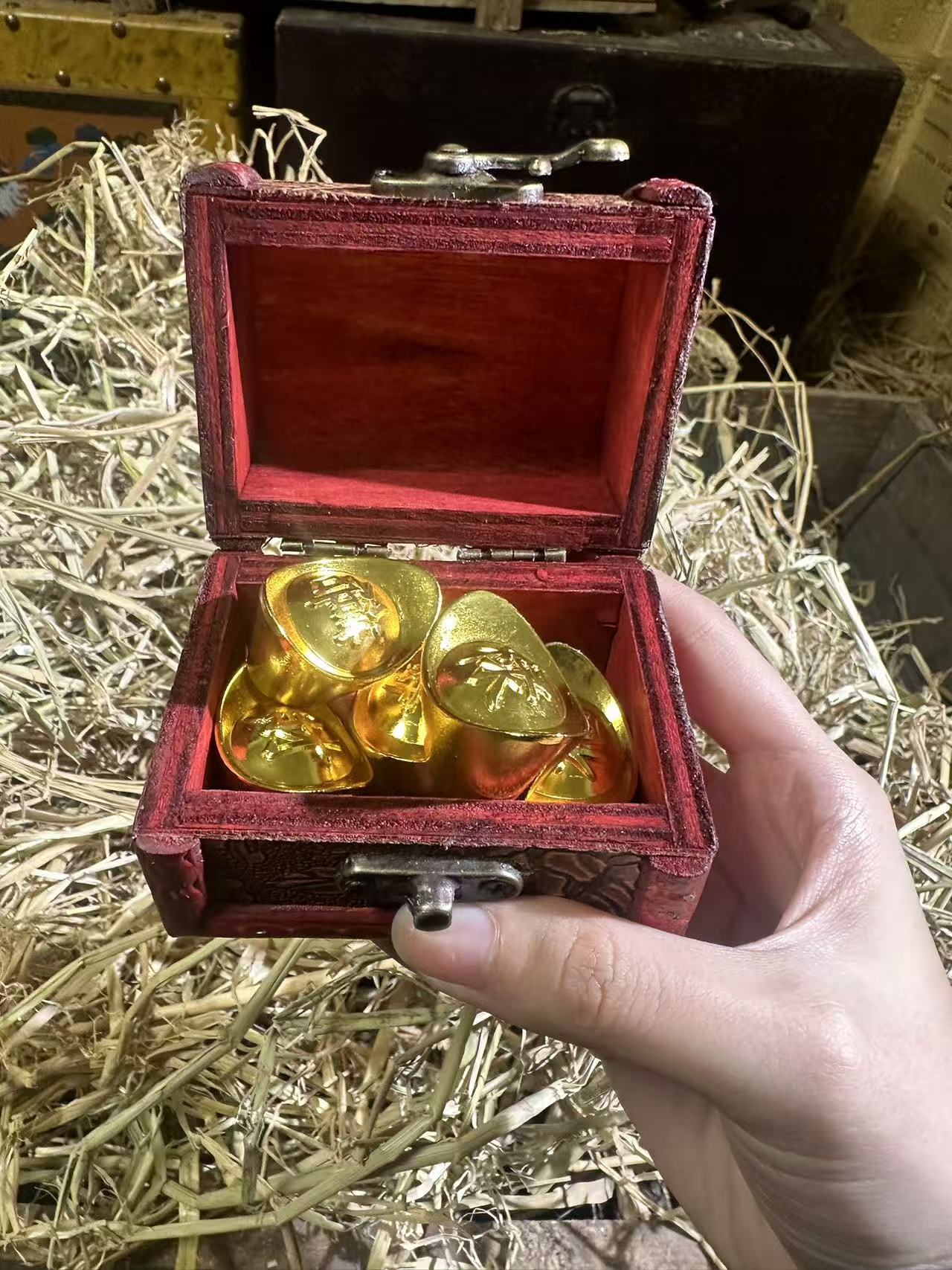 家居饰品QB0329现代(5个)带盒子工艺摆件0329