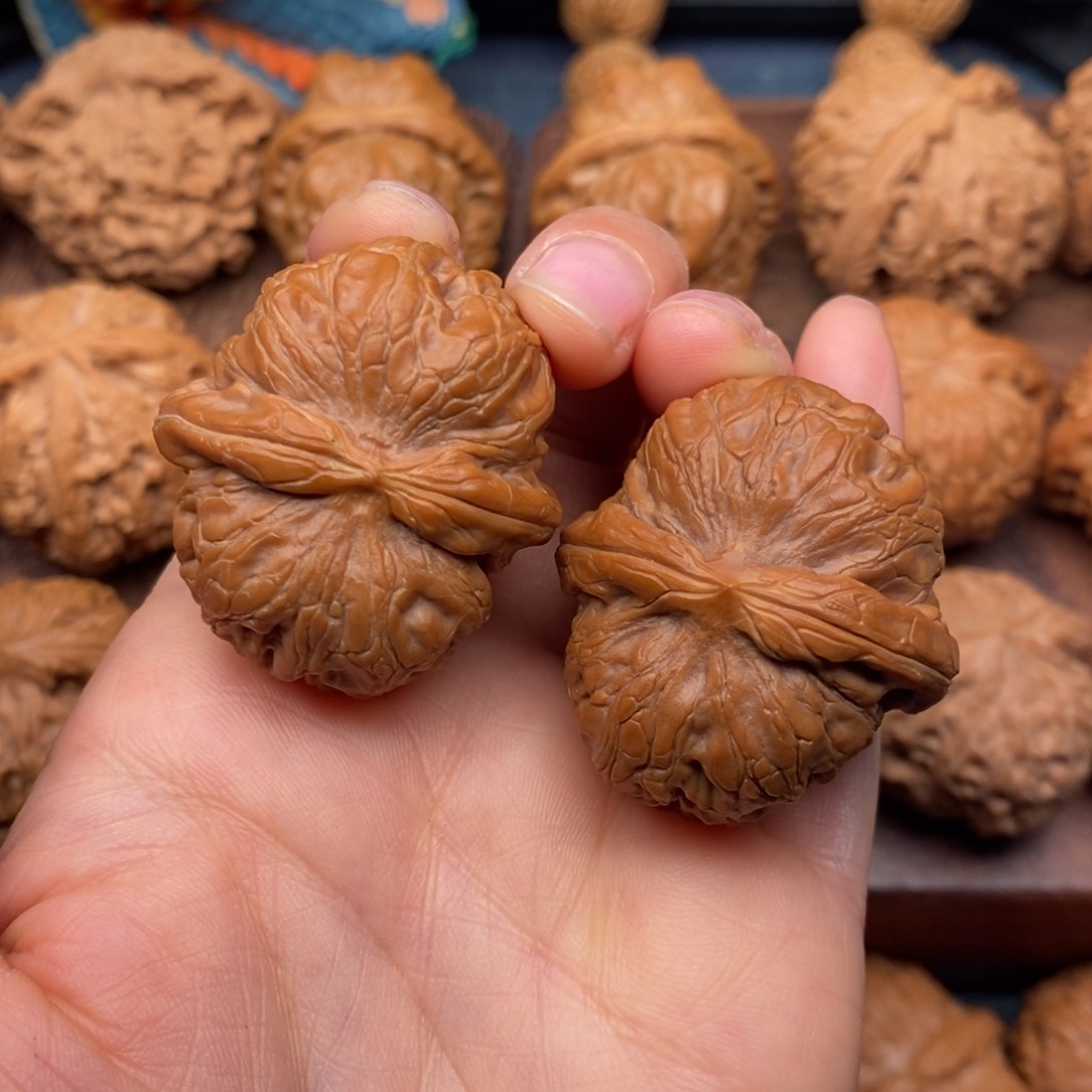 文玩核桃把件38平谷元宝