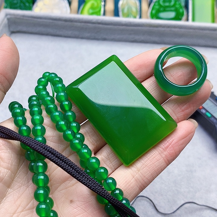 玛瑙/玉髓吊坠未镶嵌