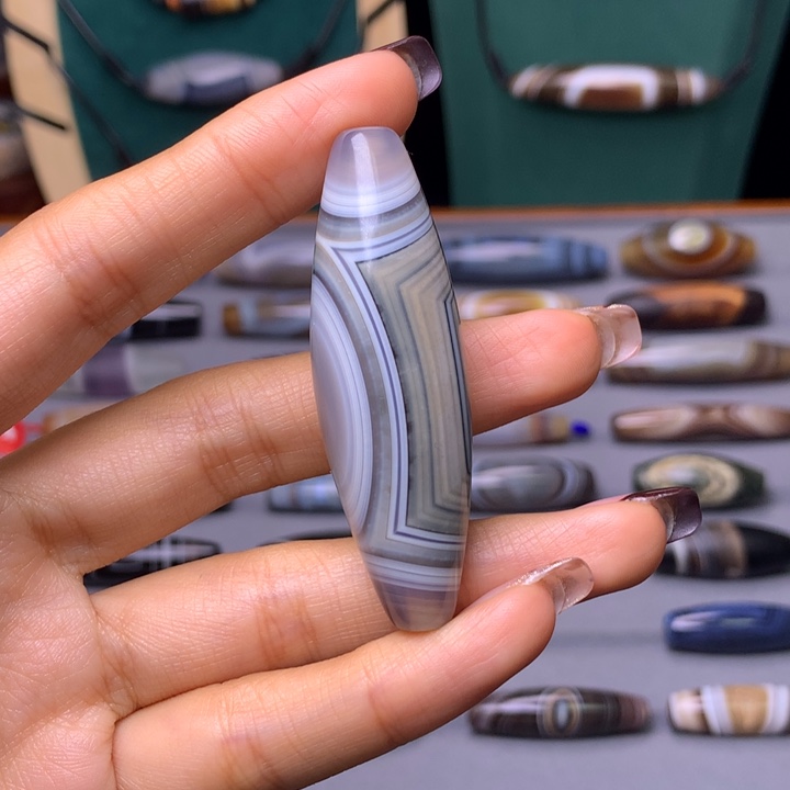 未镶嵌颈饰玛瑙/玉髓克****勒