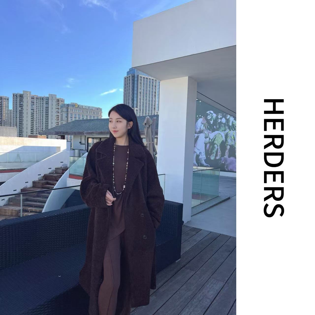 《HERDERS》 长款西装领双排扣皮毛一体 40908