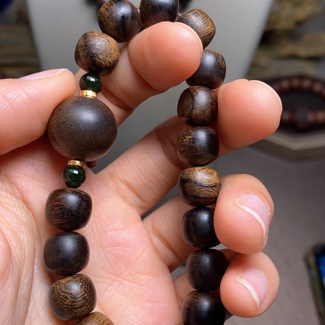 沉香手串越南芽庄瘤疤白棋楠1.0➕瘤疤绿棋楠