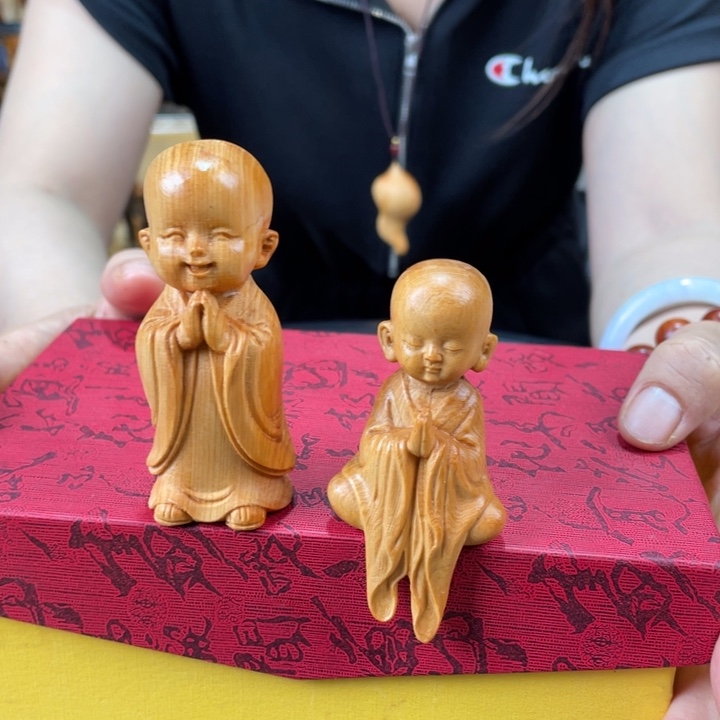 柏木（崖柏）手把件