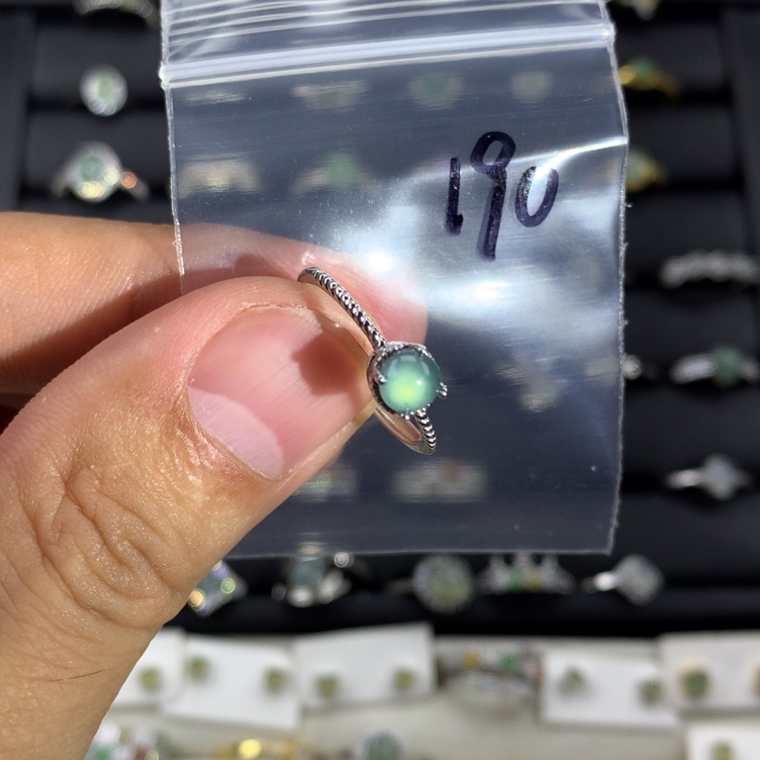 P***y翡翠银S925镶嵌戒指190