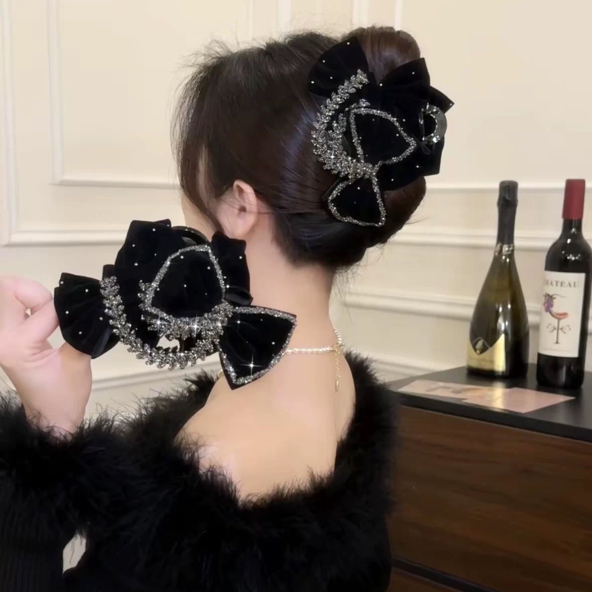 秋冬新款赫本风蝴蝶结抓夹女高级感气质后脑勺盘发鲨鱼夹发夹头饰