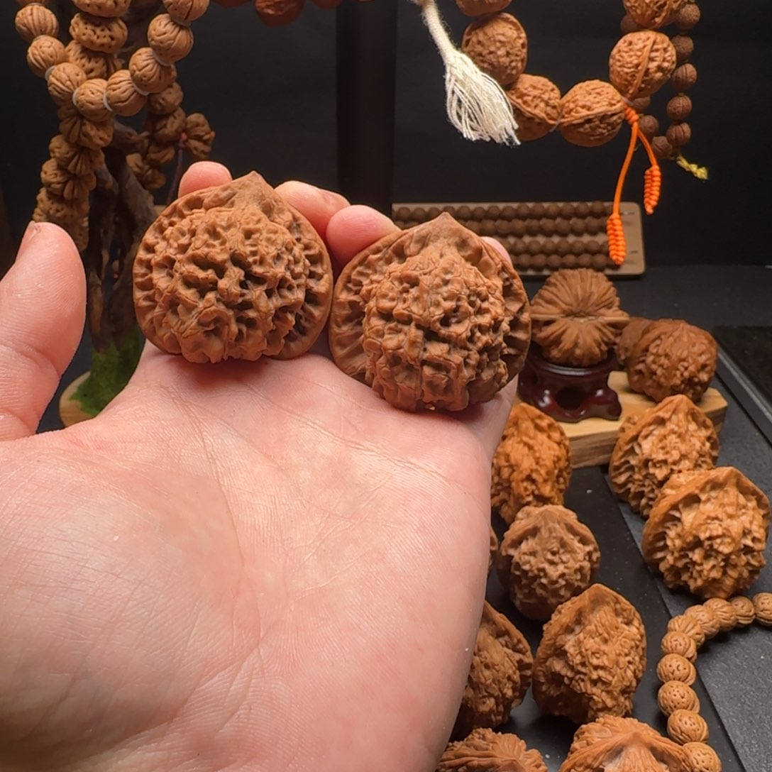 核桃全品无修麒麟纹官帽