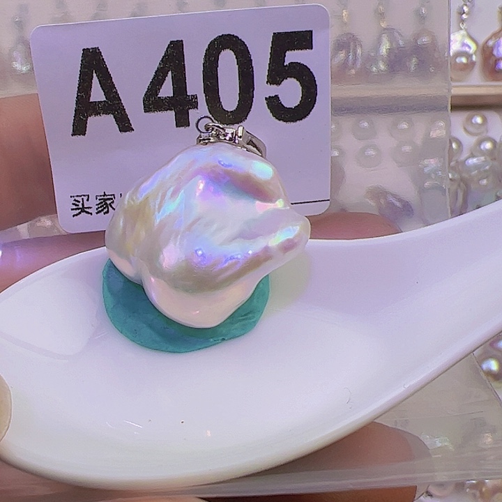 淡水珍珠合金颈饰