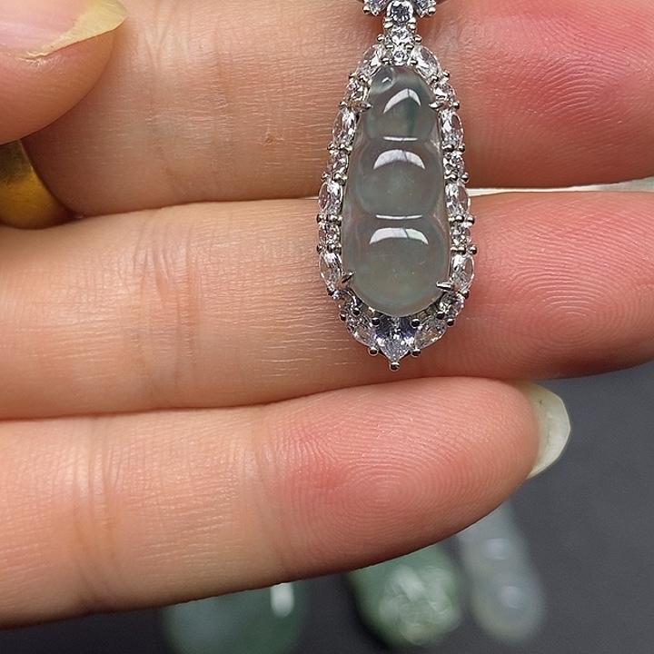 翡翠银S925镶嵌颈饰漏漏漏漏漏