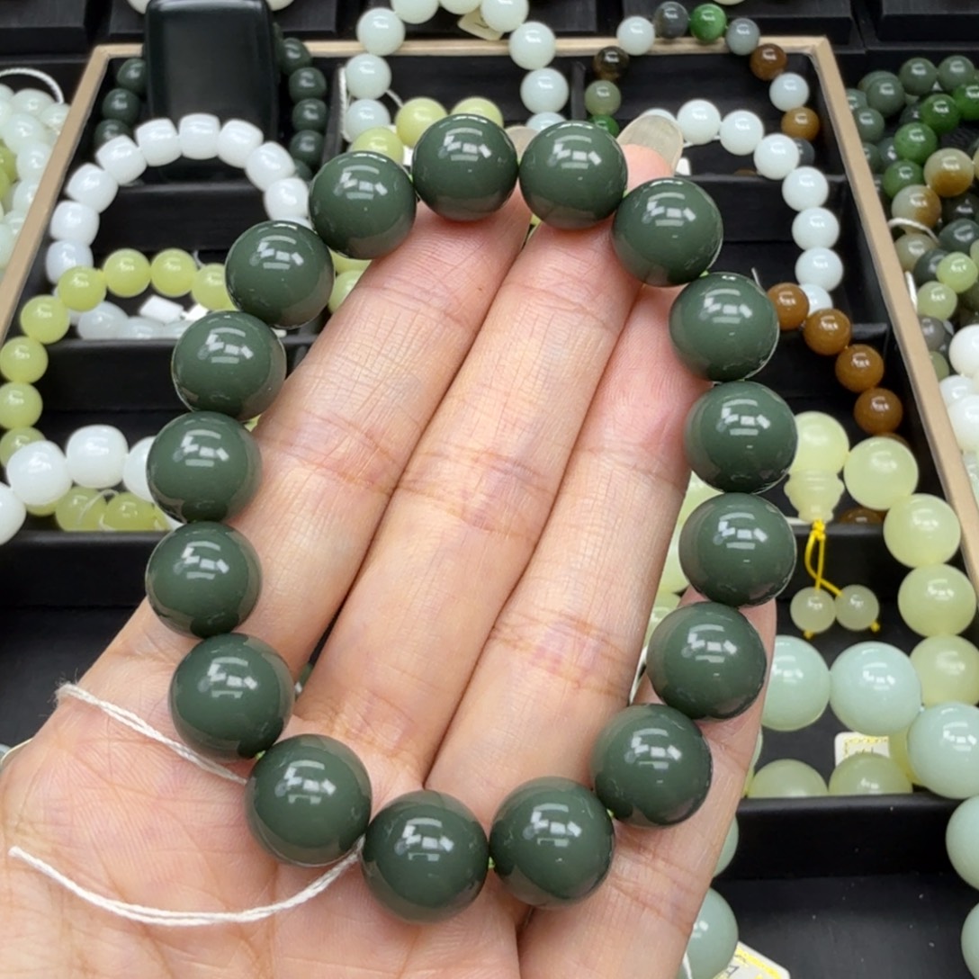 手链未镶嵌和田玉