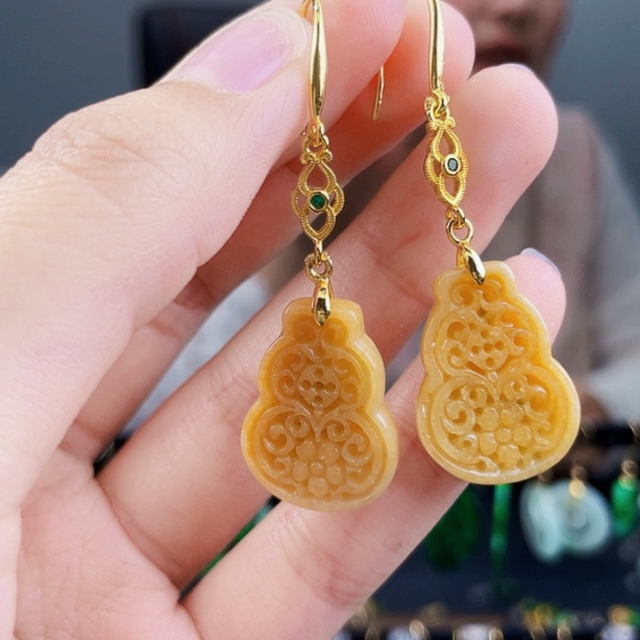 翡翠耳饰未镶嵌饰品