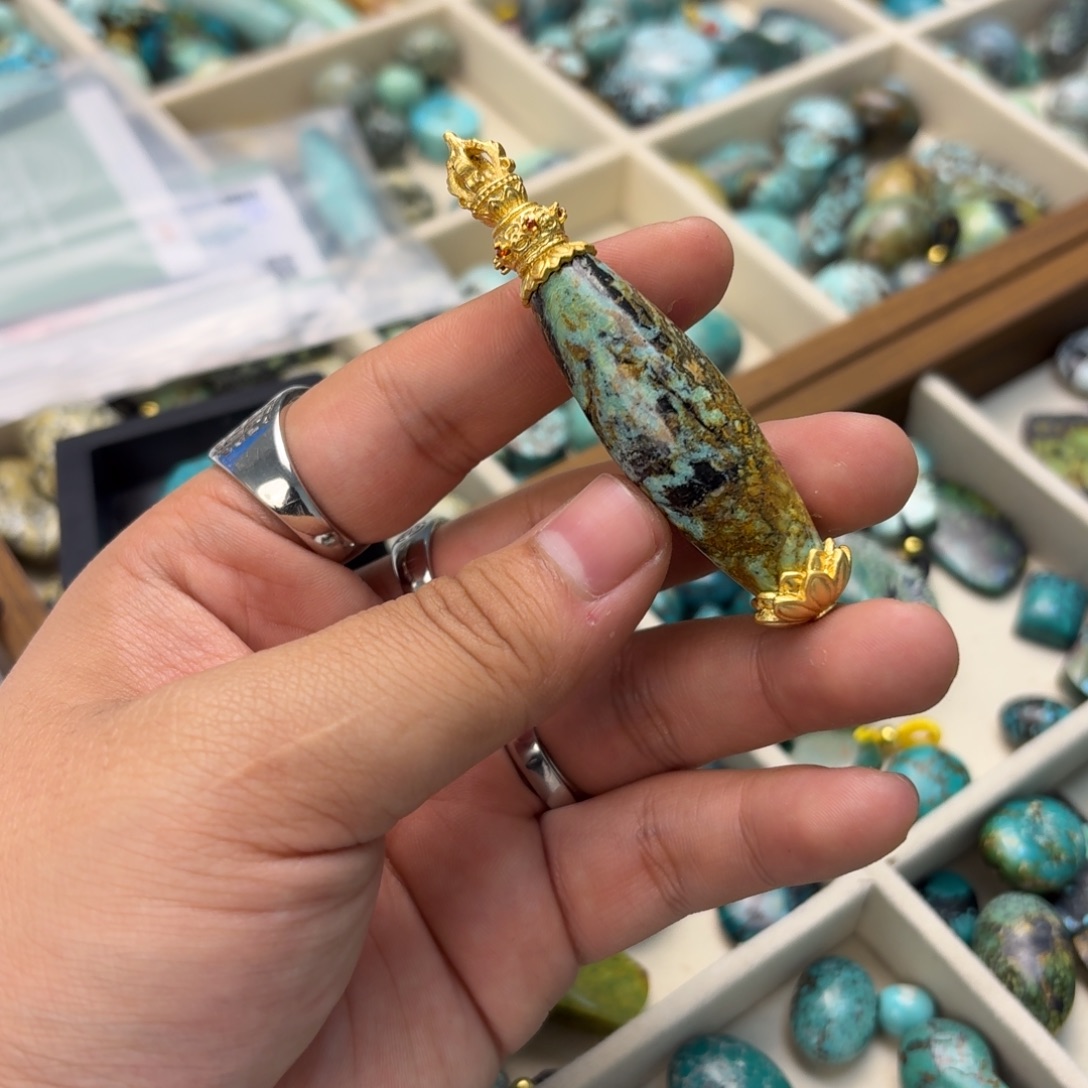 南红玛瑙未镶嵌绿松石