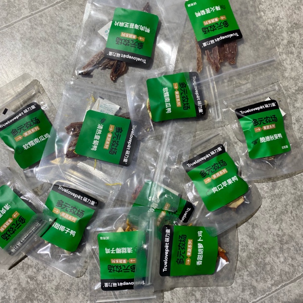 萌力量多元农场狗零食口味随机10包