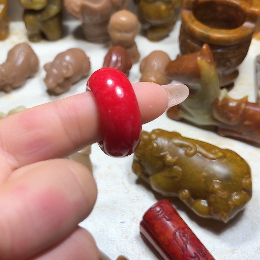 白玉菩提吊坠白玉菩提吊坠