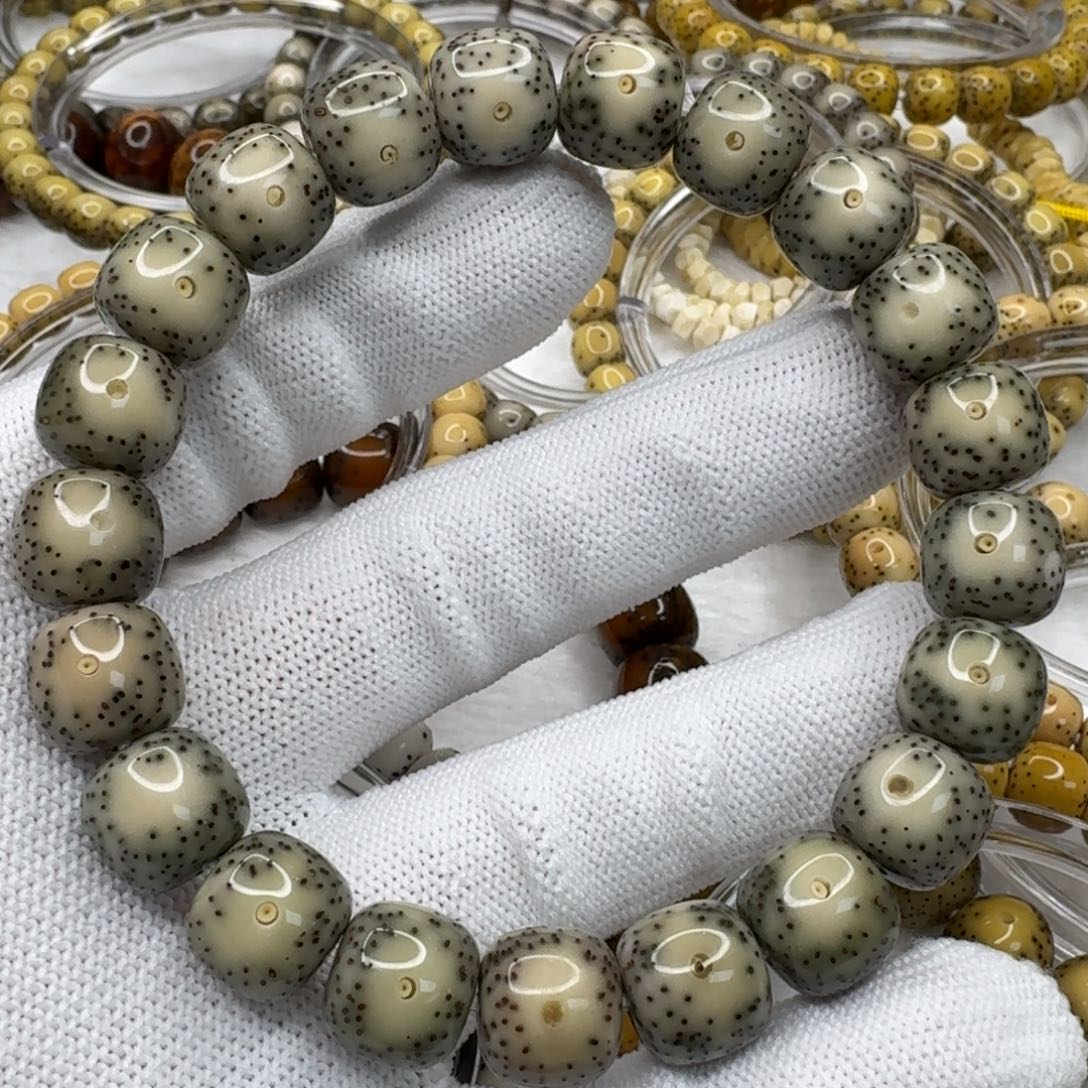 星月菩提吊坠11大眼