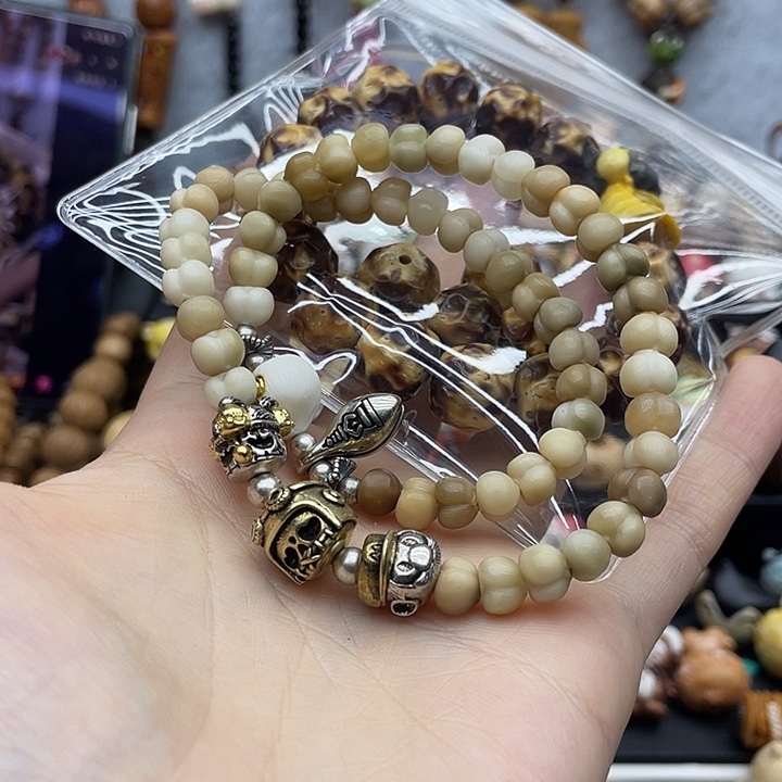 非金属手串配饰2个