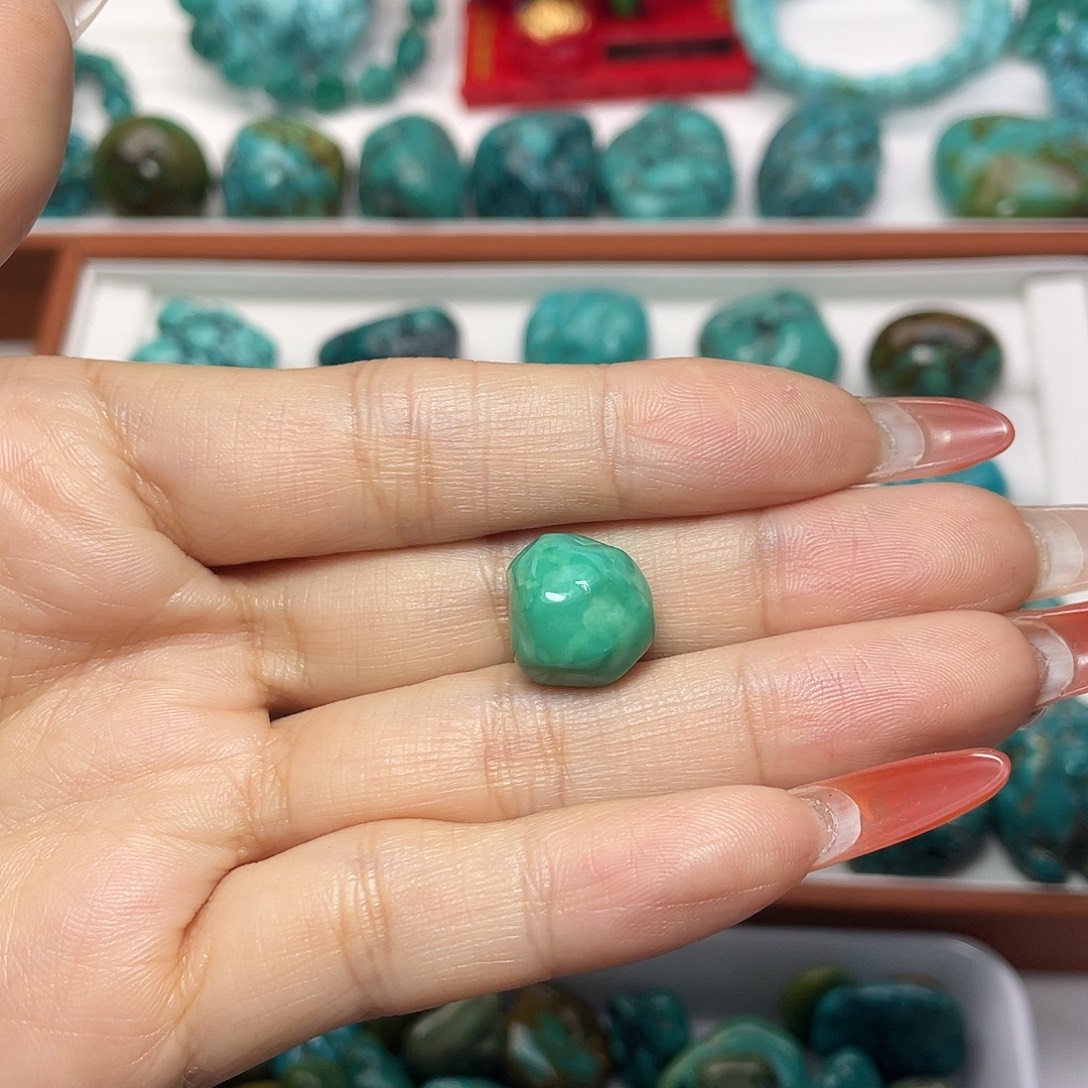 阿***锐绿松石未镶嵌手链