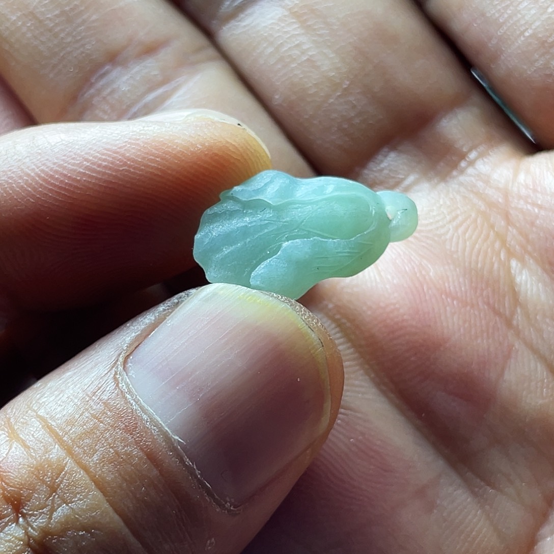 定制翡翠未镶嵌白菜