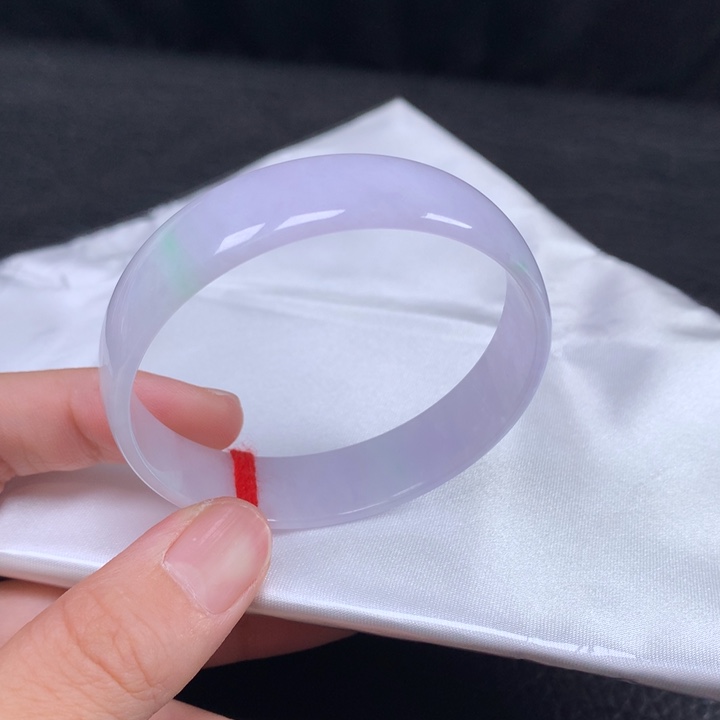 翡翠未镶嵌手镯   