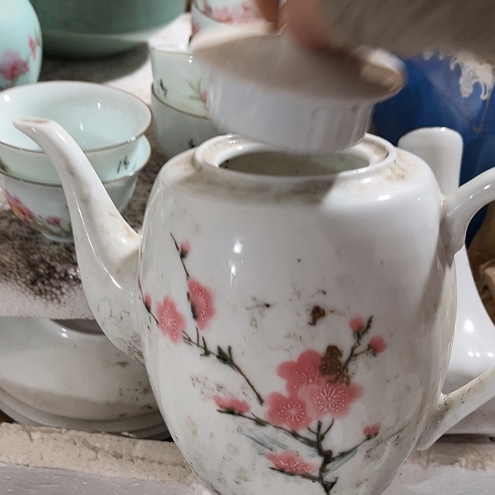 景德镇陶瓷桃花茶壶1个