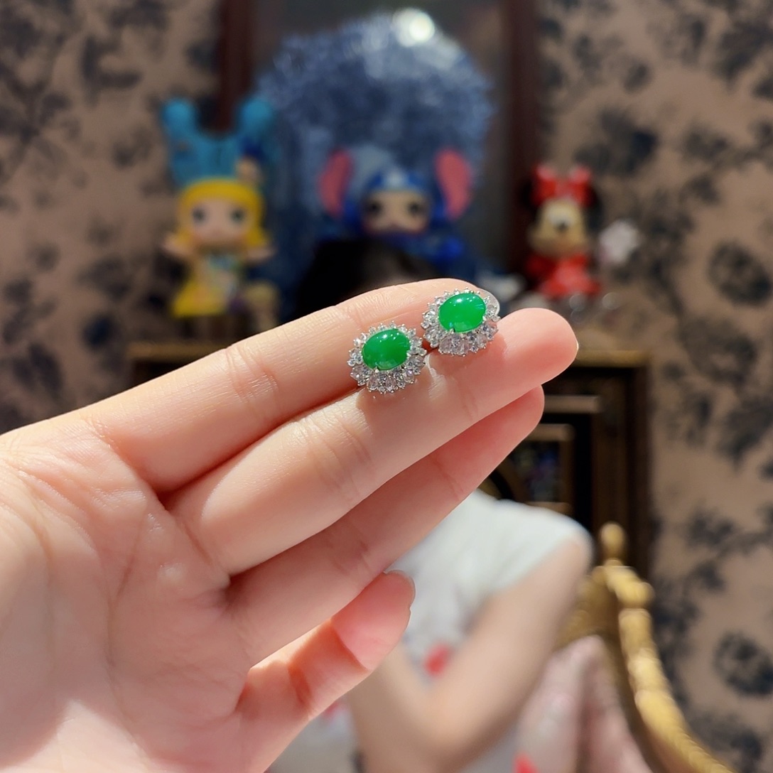 翡翠18K金镶嵌耳饰耳饰