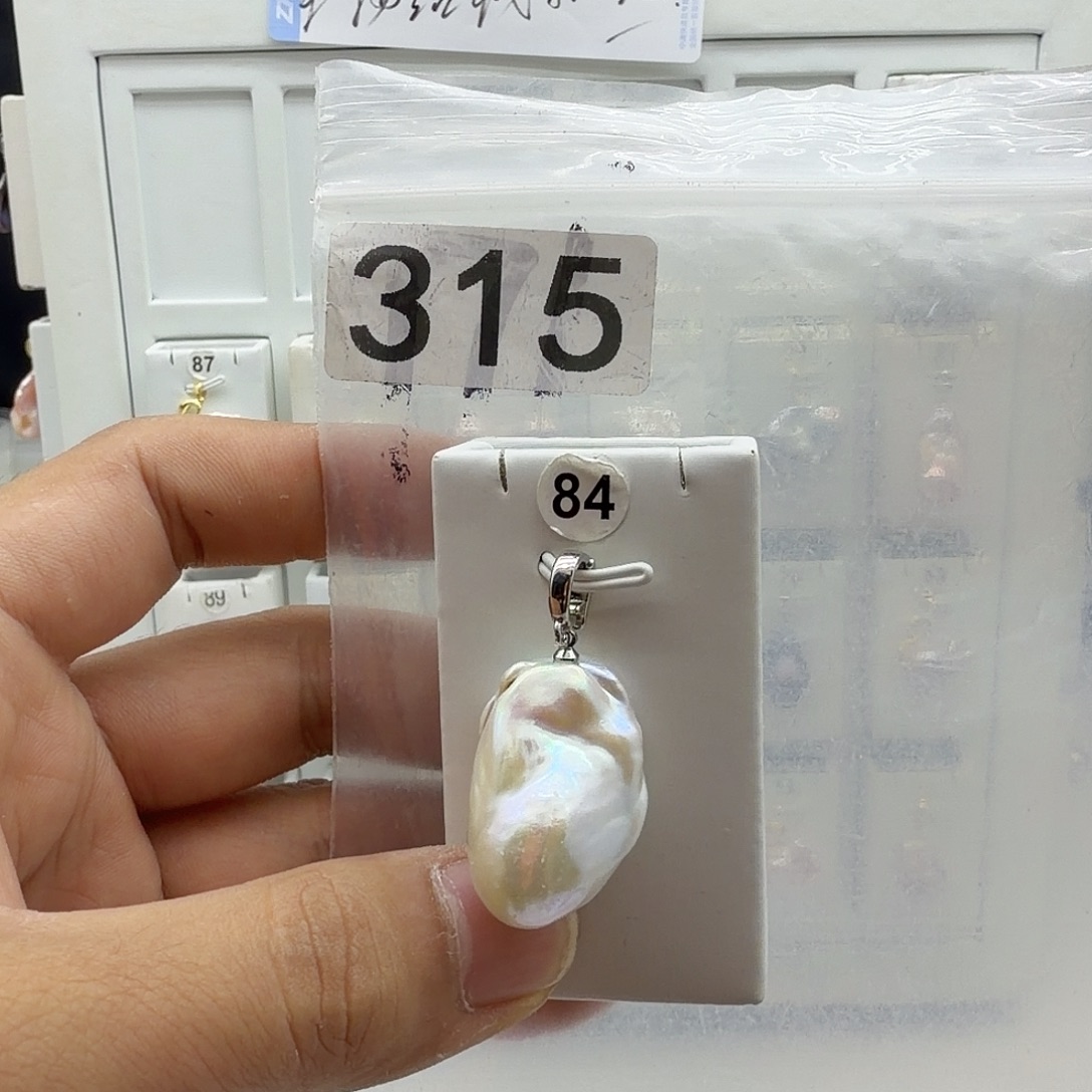 合金颈饰淡水珍珠