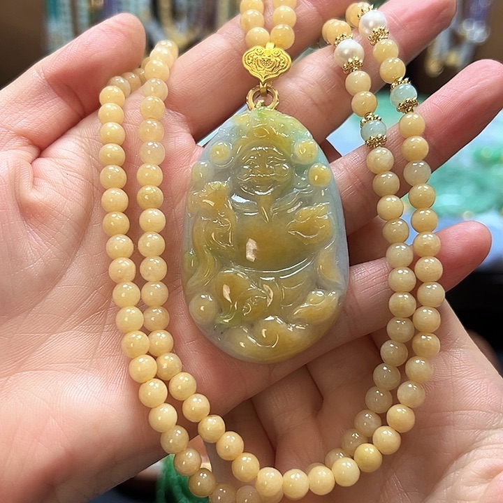 翡翠颈饰未镶嵌吊坠