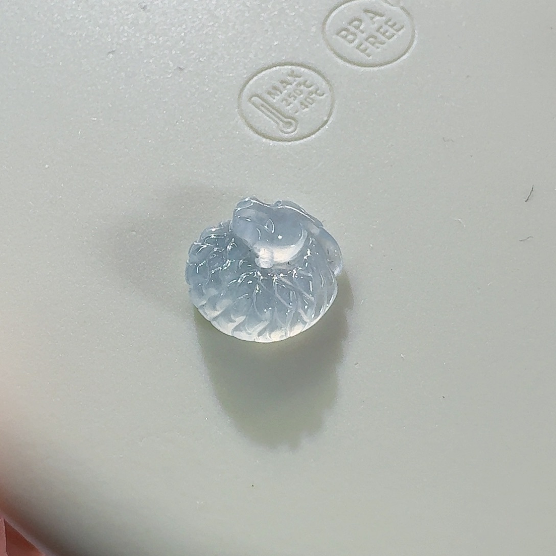 翡翠颈饰未镶嵌龙纹平安扣