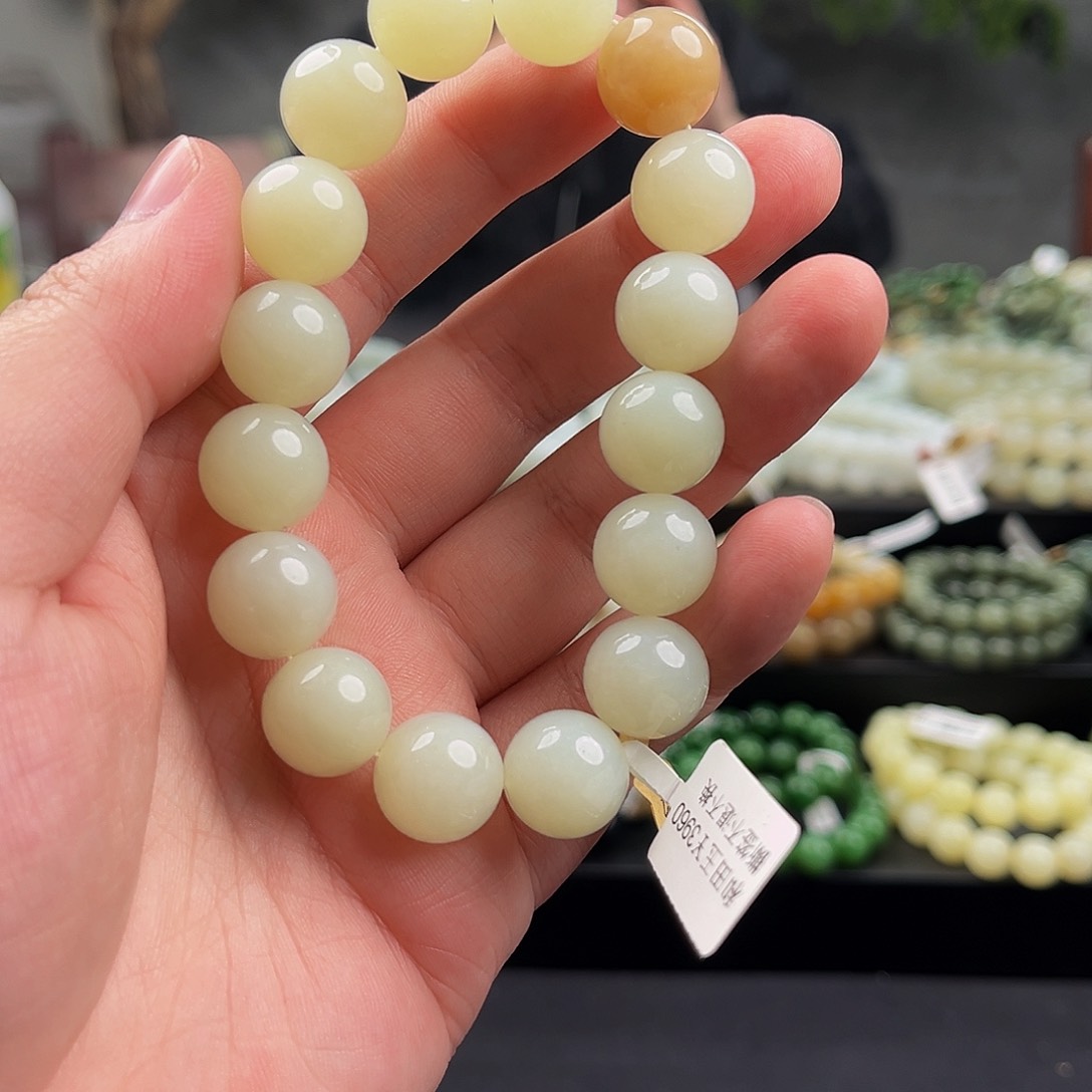 和田玉手串未镶嵌