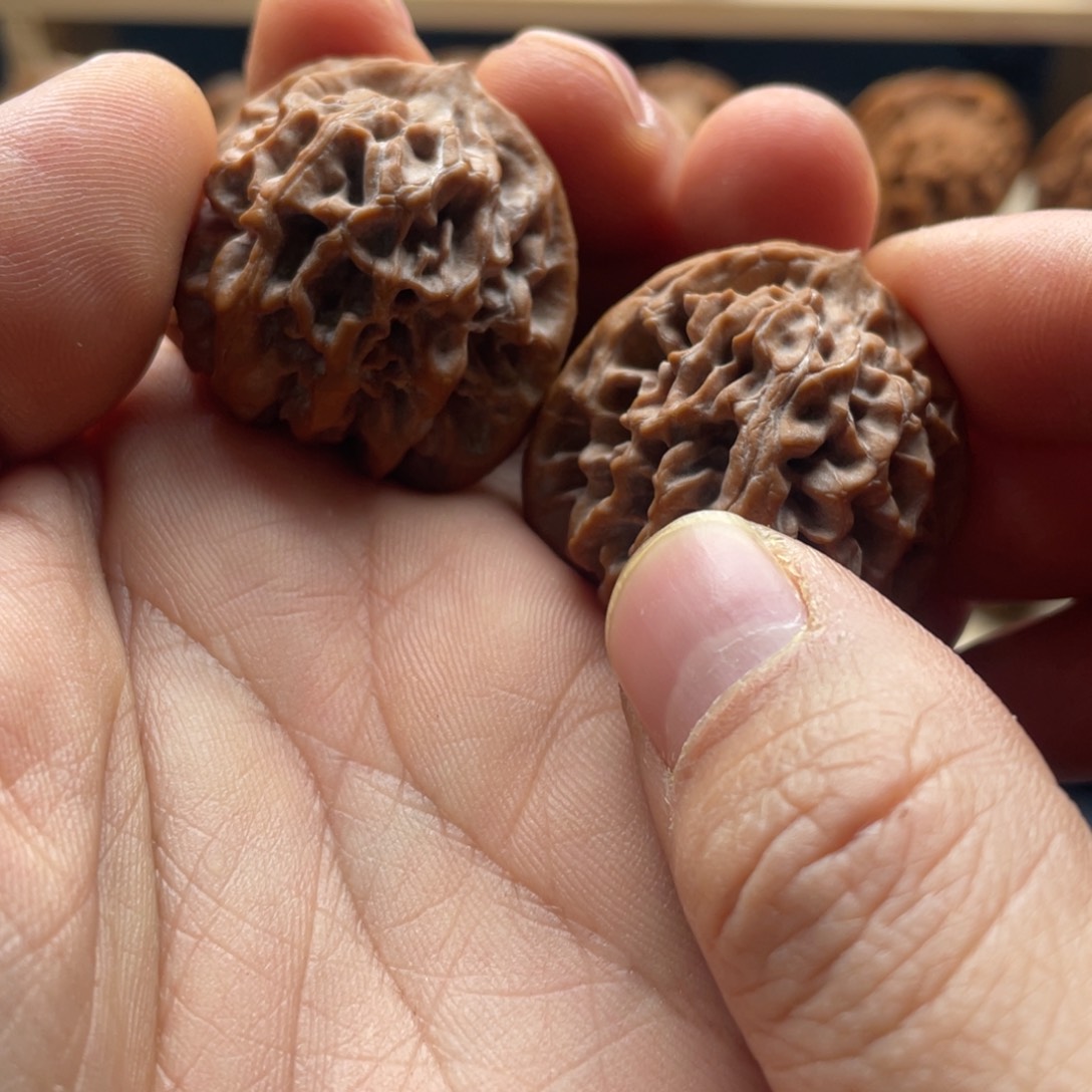 文玩核桃吊坠秦岭核桃