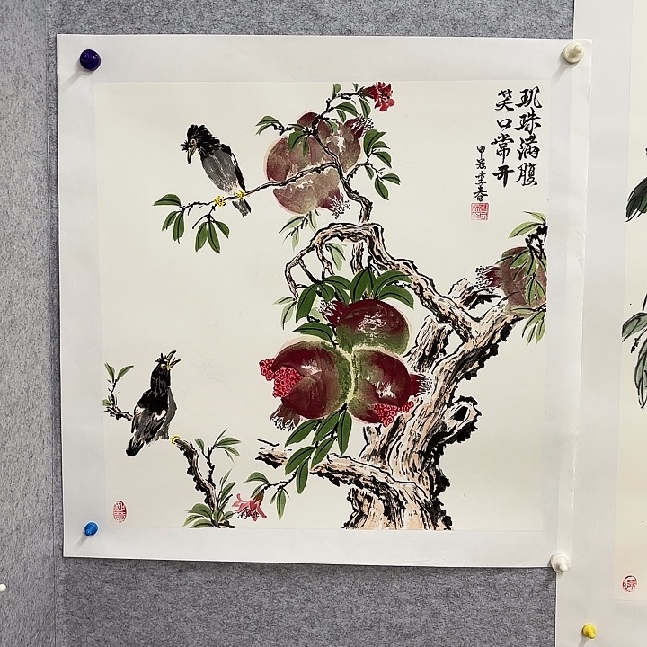 国画花鸟的翅膀是白色和70.70