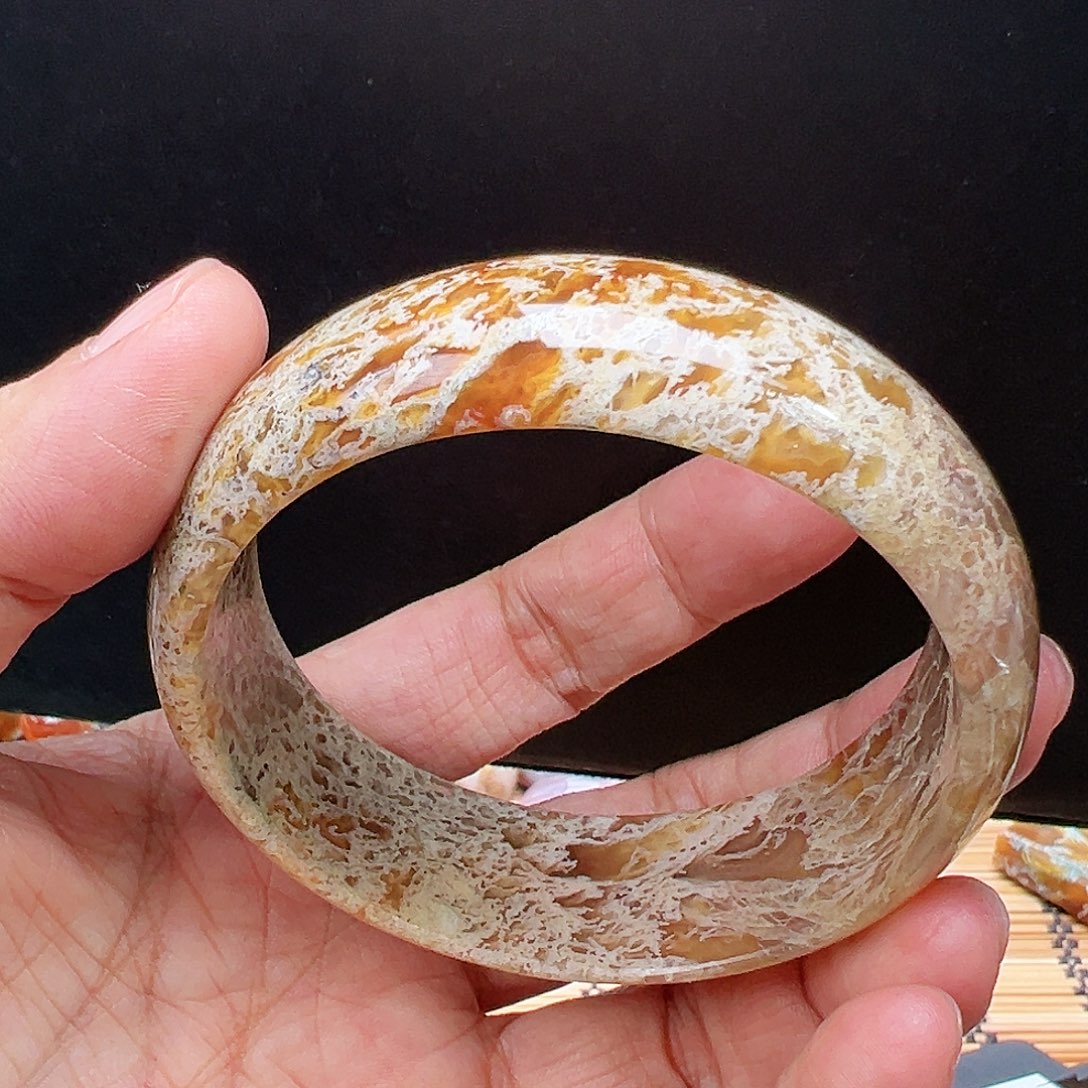 未镶嵌玛瑙/玉髓珠宝半成品