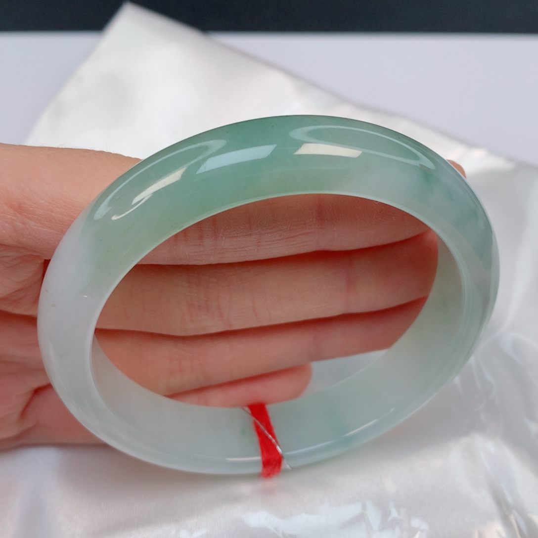 翡翠手镯未镶嵌57.1正圈