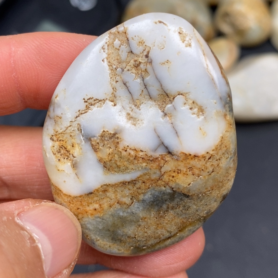 用***师和田玉未镶嵌挂件