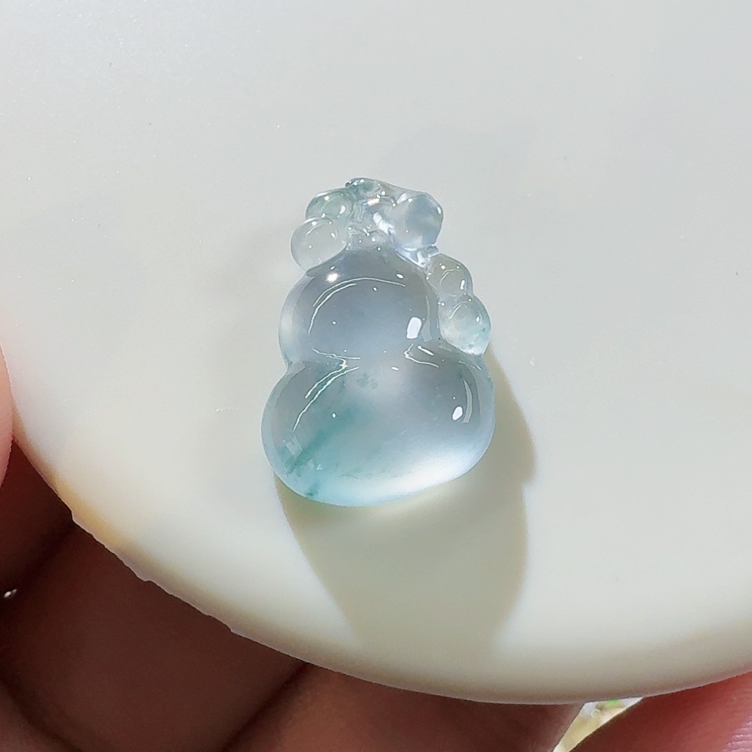 翡翠颈饰未镶嵌裸石