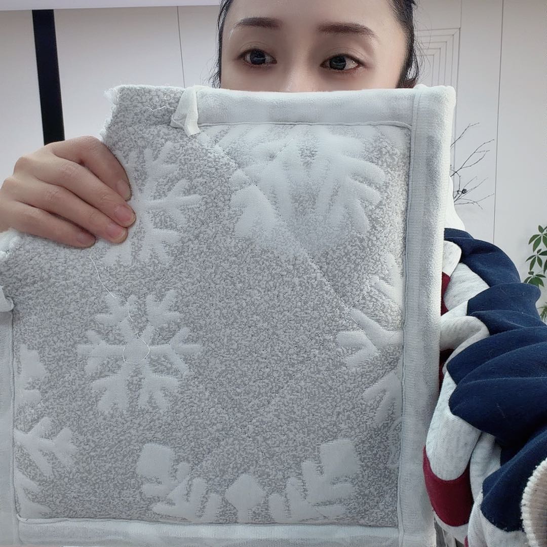 棉1.6×2.17母婴雪花渐变加热