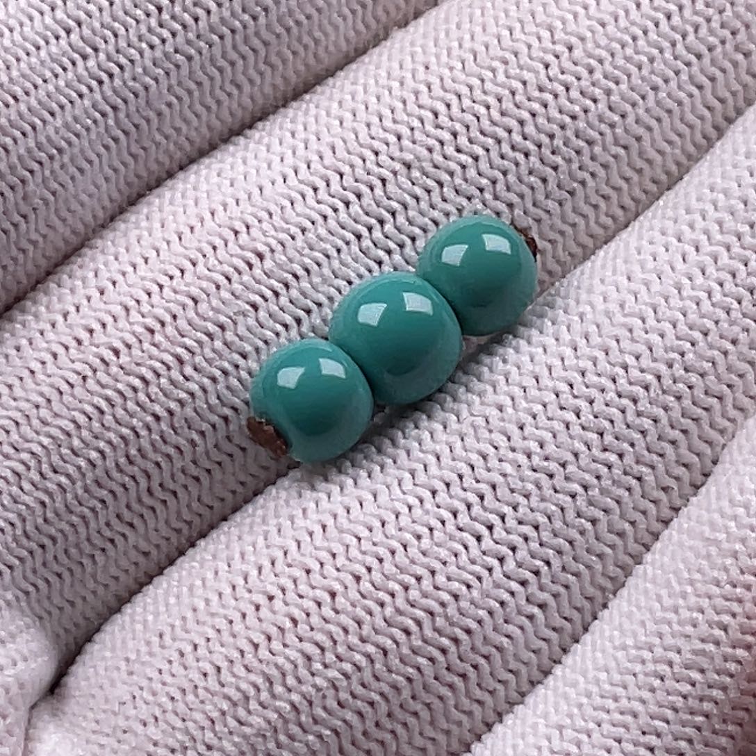 绿松石未镶嵌原矿绿松石