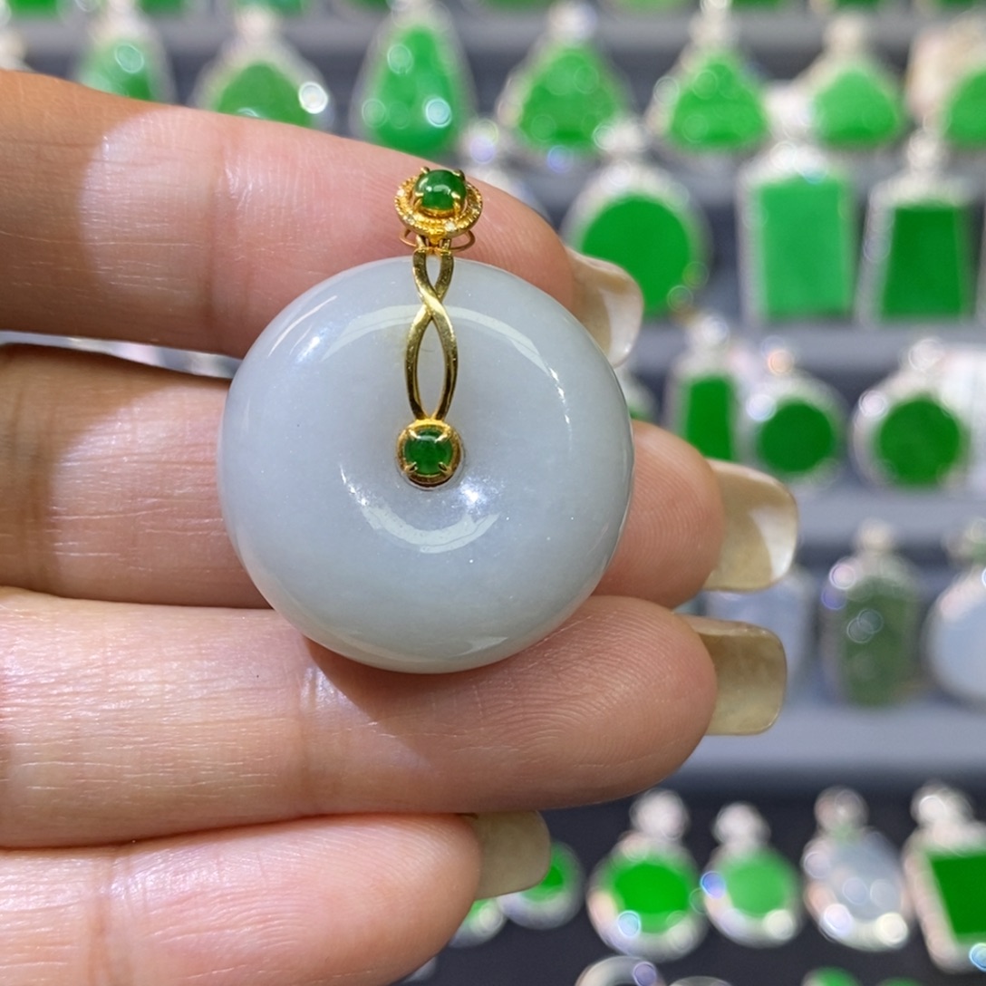 翡翠吊坠(不含链)18K金镶嵌吊坠
