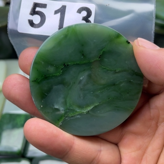 和田玉未镶嵌珠宝半成品