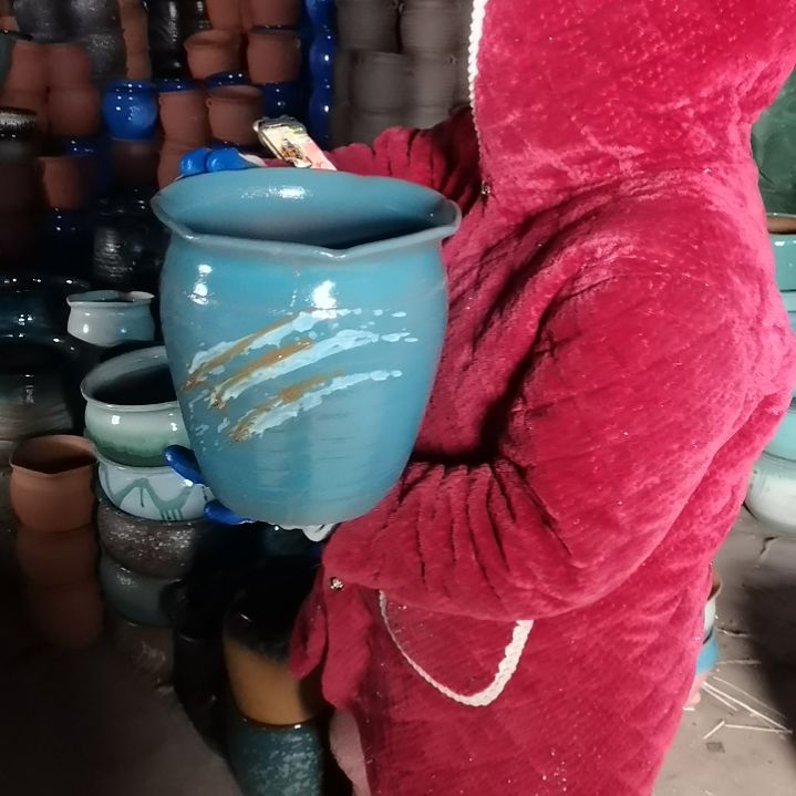 红陶口25高25瑕疵