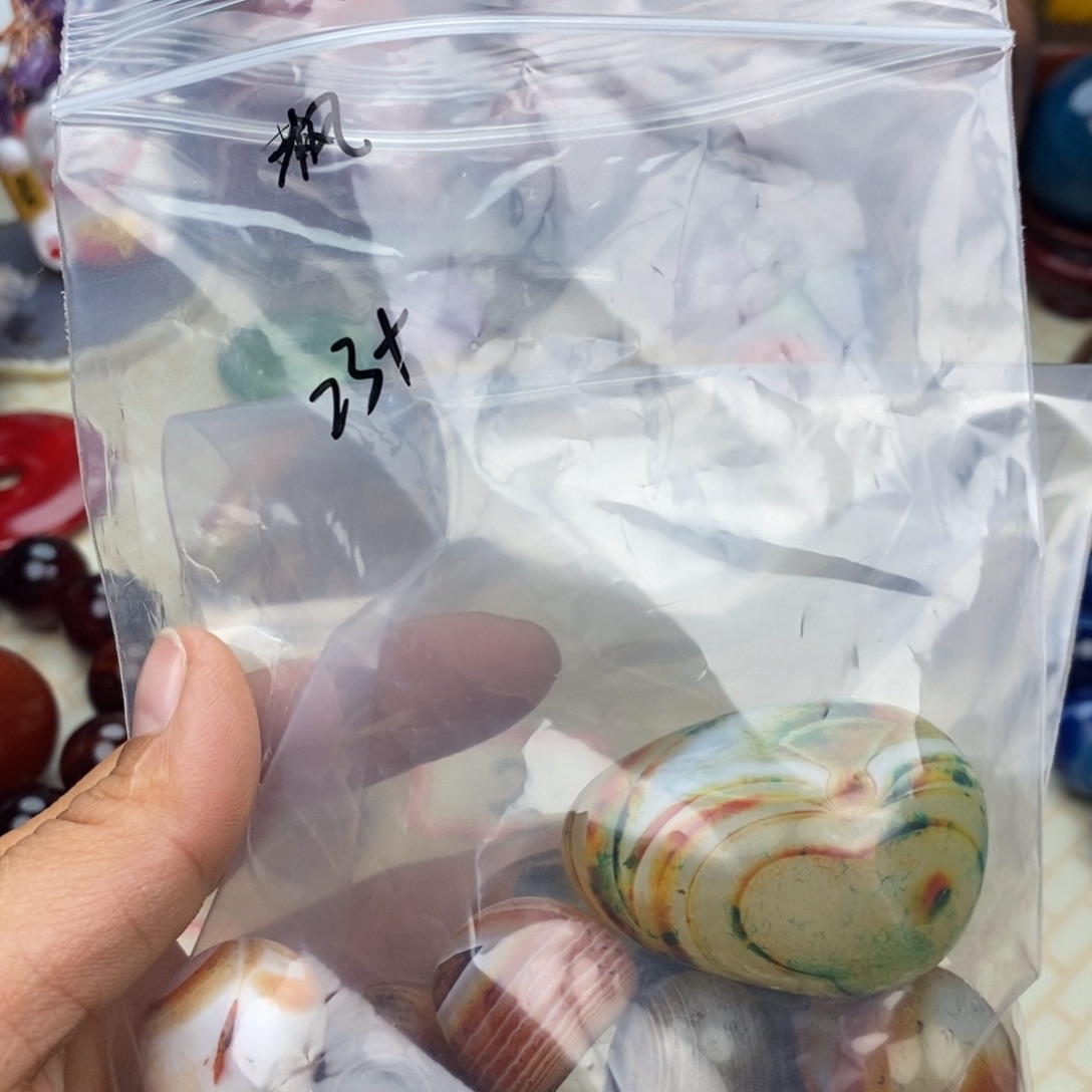 枫****玛瑙/玉髓未镶嵌颈饰